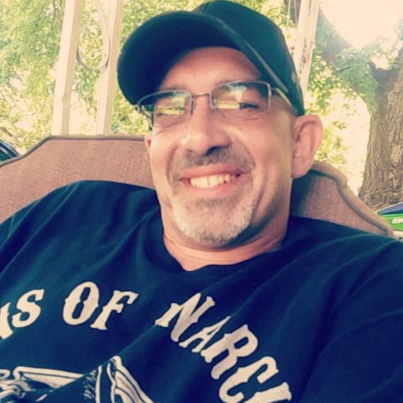 Meet your Posher, Stephen - Picture 1 of 1